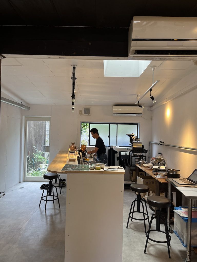ヨシダ珈琲豆店 オープン初日の店内
