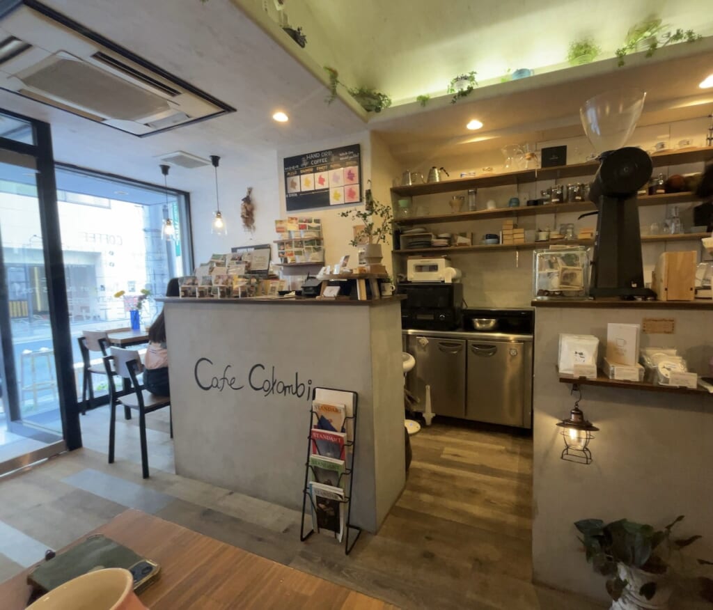 大阪 カフェタレス