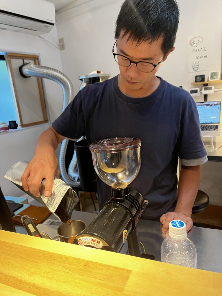 ヨシダ珈琲豆店 店内 珈琲豆