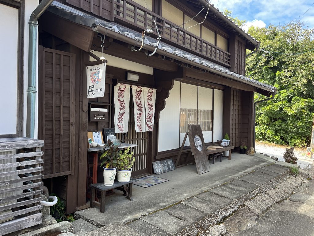 美々津 雑貨&カフェ 民